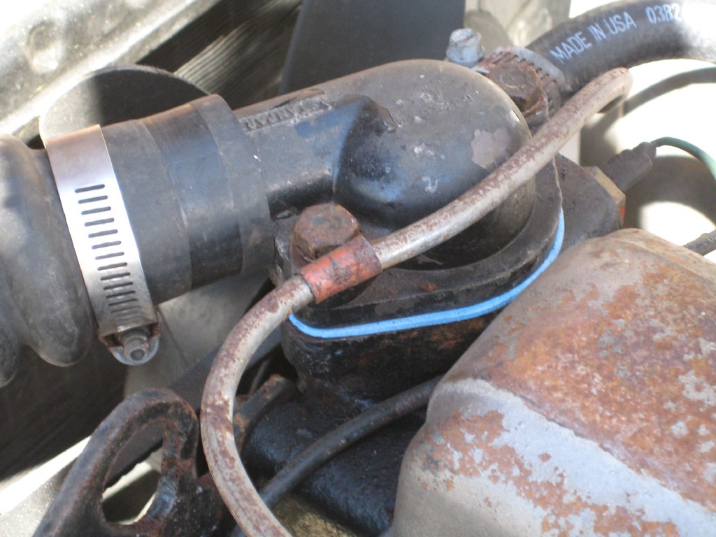 Air Conditioner Thermostat Repair Los Angeles thermostat showing blank screen, blank thermosts, thermosts not on, thermostat not working, thermostat not responding, ac not tunring on from thermostat, ac not cooling from thermostat, ac not heating from thermostat
